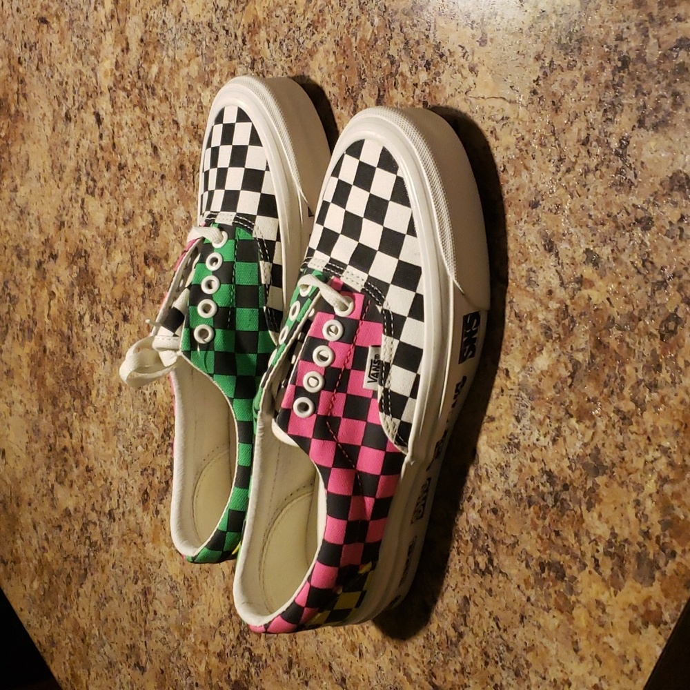 Vans originals SNS checkered women's size 8 shoes